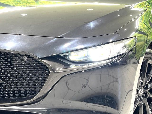 �yLED�w�b�h���C�g�z���V����ԑ��s�����ǍD�Ȏ��E���m�ۂ����S���ĉ^�]�ł��鍂�P�xLED�w�b�h���C�g�𑕔�!�_�����x�������A����d�͂��}�����Ă��܂��B