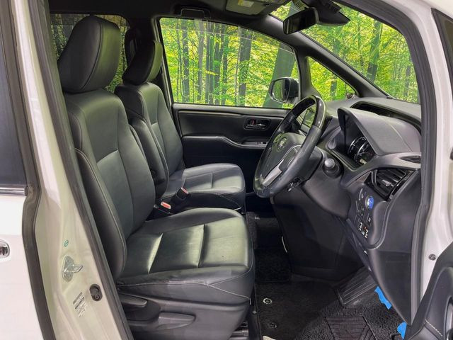 �y���烌�U�[�V�[�g�z����̂ӂ���肪�e�ՂŃ����e�i���X�����ȒP�ȁA�@�\���ɗD��鍇����v���̗p�����㎿�ȃV�[�g�ł��B����S�n���悭�A���������ӂ��S�n�ǂ��ԓ���Ԃ����o���Ă���܂��B