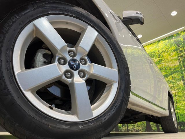 �y����18�C���`�A���~�z�C�[���z�O�ςɃ}�b�`���������A���~�z�C�[���𑕒����Ă���܂��B�e��ЊO�A���~�z�C�[����A�X�^�b�h���X�^�C�����戵�����Ă���܂��B���񂲑��k����������