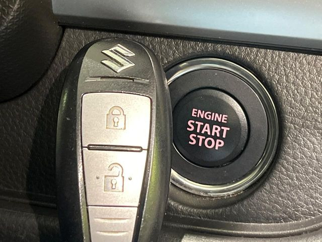 �y�L�[���X�X�^�[�g�V�X�e���z�J�o����|�P�b�g�ɓ��ꂽ�܂܂ł��h�A�̎{���E�������\�ȃX�}�[�g�L�[�𑕔��B�G���W���̃I���E�I�t�����J�M�����o���K�v����������Ƃ��Ă��֗��ł���