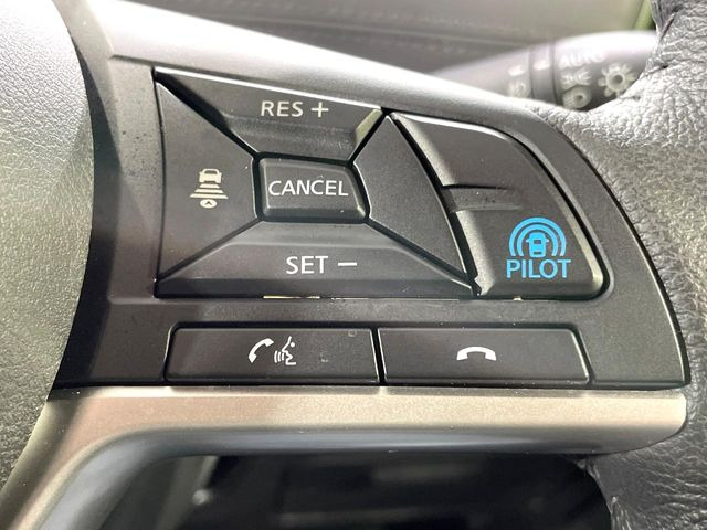 �y�v���p�C���b�g�z�������H�ł̒��������s���y��!!�a�؎��Ə��񑖍s�̃V�[���ŁA�A�N�Z���E�u���[�L�E�X�e�A�����O�������Ő��䂵�A�������^�]�̕��S���y�����Ă���܂���