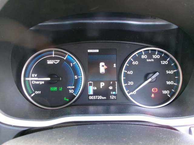 エクリプスクロスPHEV 2.4 P 4WD