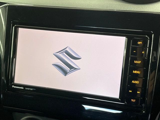 �y�����i�r�z�l�C�̏����i�r�𑕔����Ă���܂��B�i�r�̎g���₷���͂������A�I�[�f�B�I�@�\���[��!�L�����v�◷�s�͂������A�ʋ΂┃�����ȂǕ��i�̃h���C�u���y�����Ȃ�͂���