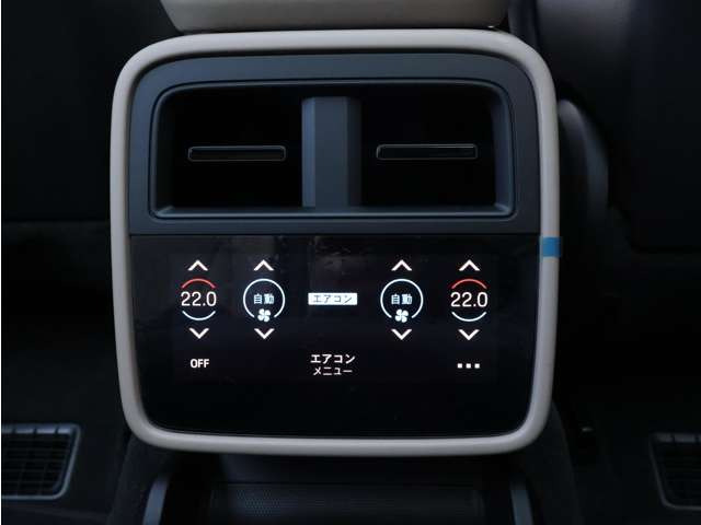 タイカンクロスツーリスモ4S 4シート 4WD