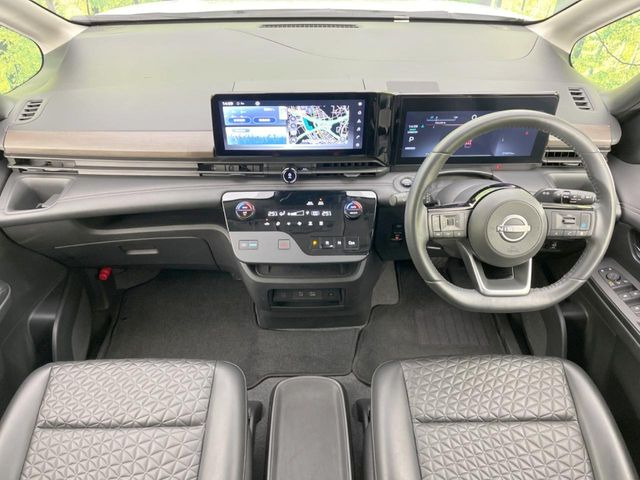 セレナ1.4 e-POWER ハイウェイスターV