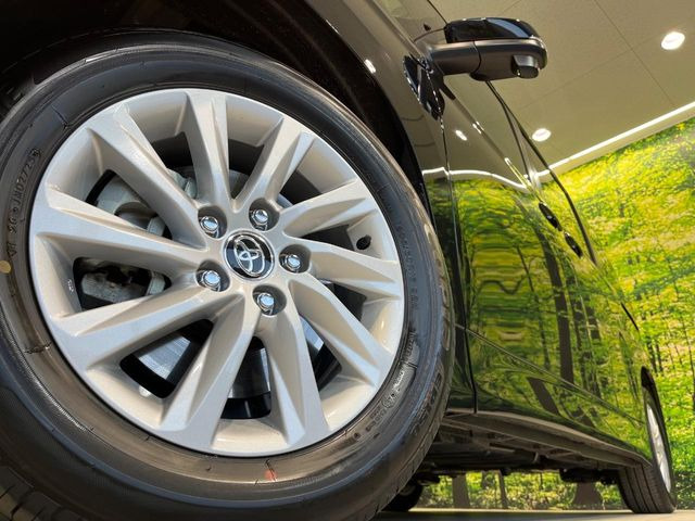 �y����16�C���`�A���~�z�C�[���z�O�ςɃ}�b�`���������A���~�z�C�[���𑕒����Ă���܂��B�e��ЊO�A���~�z�C�[����A�X�^�b�h���X�^�C�����戵�����Ă���܂��B���񂲑��k����������