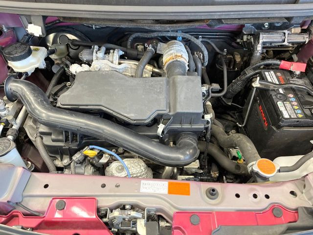 親切・丁寧な専門メカニックスタッフが応対!・車検・点検整備・事故等の修理などアフターサービスも安心。お車のカスタマイズもネクステージのサービススタッフまでご相談ください!