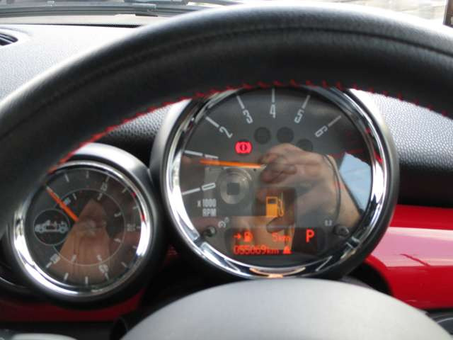 ���d�b�̓t���[�_�C�����łǂ�����0078-6002-334194��(�g��PHS��) ���ꏊ�́A���̓��H���� �p�[�N�h�[��(���������N�X�^�W�A��)���� �I�����W�̊����ڈ�ł���