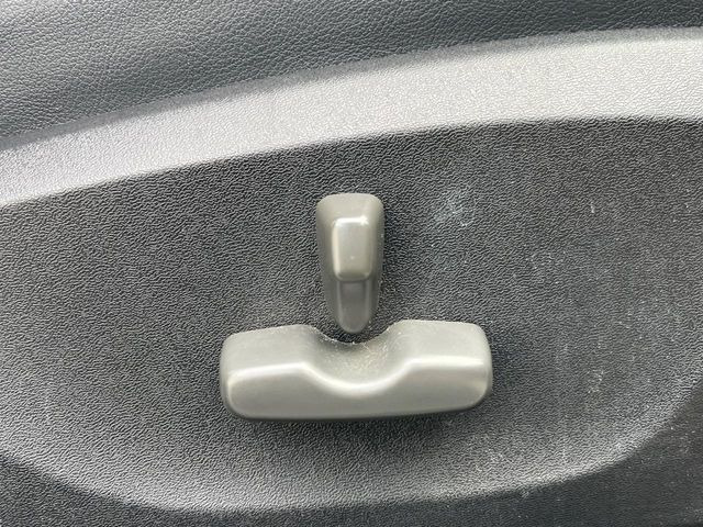 �y�p���[�V�[�g�z�X�C�b�`��ŊȒP�ɃV�[�g�̔��������\!�d��������͂�����܂���!���K�ȃV�[�g�|�W�V�����ɃZ�b�g���āA���K�ȃh���C�u�����y���݂��������B