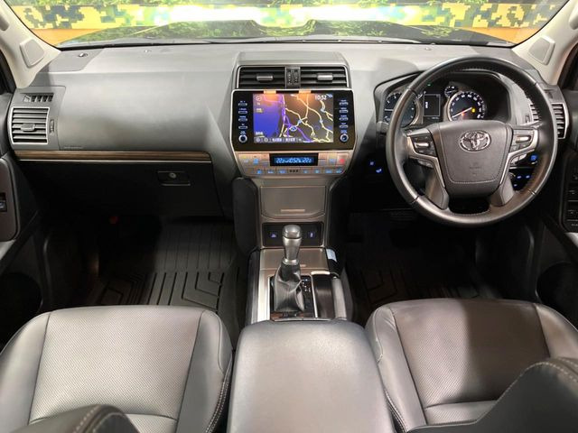 グループ総在庫数約30,000台!!全国の系列店からメーカー・車種問わずご紹介出来るので、あなたにピッタリのお車が見つかるはずです♪まずはお問い合わせ下さい☆