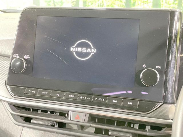 �y�����i�r�z�l�C�̏����i�r�𑕔����Ă���܂��B�i�r�̎g���₷���͂������A�I�[�f�B�I�@�\���[��!�L�����v�◷�s�͂������A�ʋ΂┃�����ȂǕ��i�̃h���C�u���y�����Ȃ�͂���