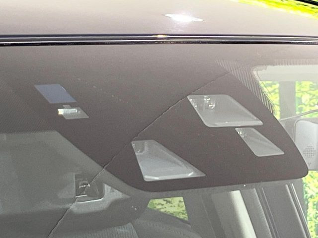 �yi-ACTIVESENSE�z���s���ɑO���̎ԗ�����F�����A�Փ˂������Ȏ��͌x��ƃu���[�L�ŏՓˉ���Ɣ�Q�y�����A�V�X�g�B�����S�Ƀh���C�u�����y���݂��������܂��B