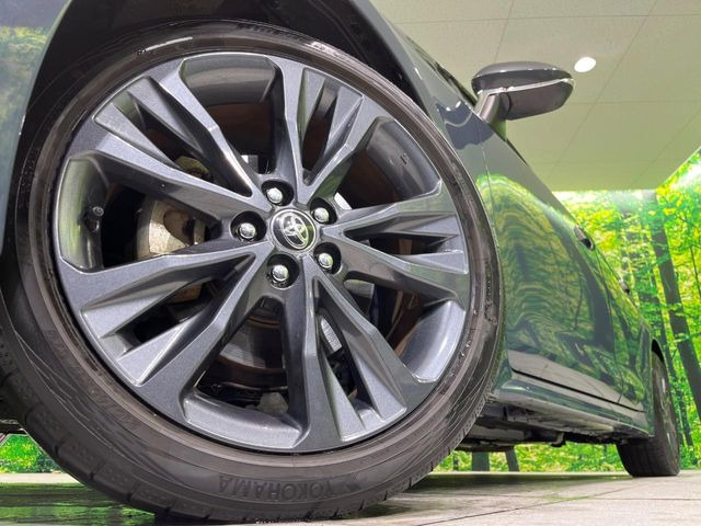 �y����17�C���`�A���~�z�C�[���z�O�ςɃ}�b�`���������A���~�z�C�[���𑕒����Ă���܂��B�e��ЊO�A���~�z�C�[����A�X�^�b�h���X�^�C�����戵�����Ă���܂��B���񂲑��k����������