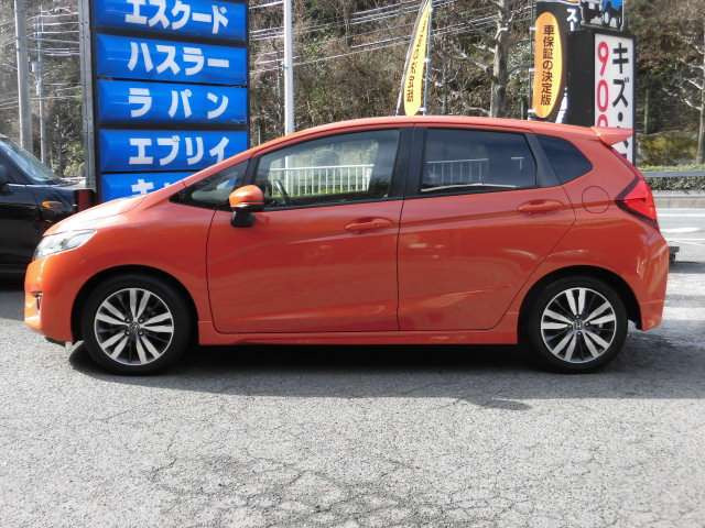 日本全国どちらの地域にお住まいでも名義変更後に乗って帰って頂く事が可能です^^たくさんのお客様が広島まで取りに来られています^^陸送費用のご負担を出来るだけ少なくするお手伝いをさせて頂いております^^