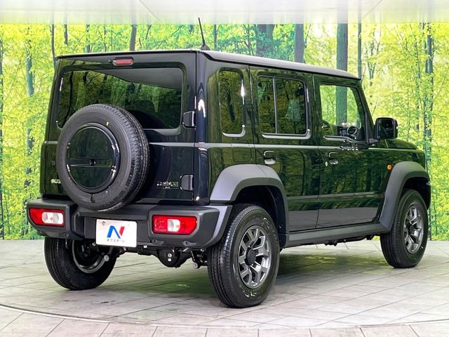 ��D�]�𒸂��Ă���܂��{�f�B�̒e�X�v���b�V���R�[�g���D�]��t���B�ʏ�̃K���X�R�[�g�ƈقȂ�A�ϋv�N��6�N�̖��@���K���X�R�[�e�B���O���A�{�f�B���L���C�ȏ�Ԃɕۂ��Ă���܂��B