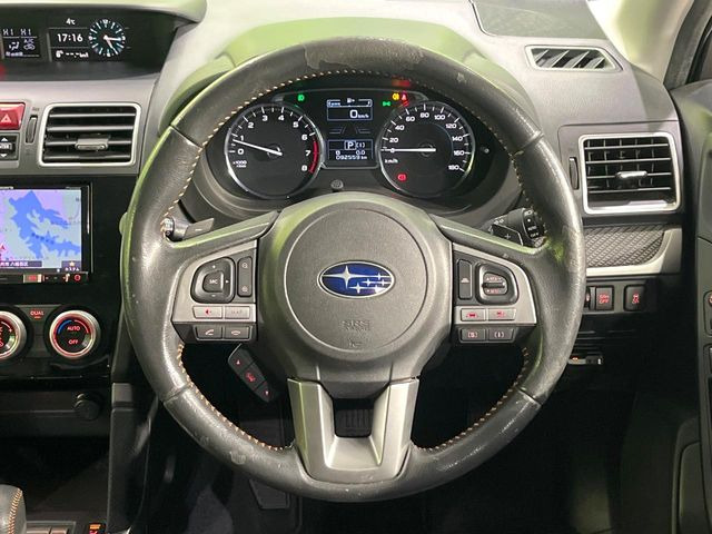 �y�X�e�A�����O�X�C�b�`�z�^�]���A�O������ڐ������炷���ƂȂ��A�I�[�f�B�I���̑��삪�\�ȕ֗��@�\!���S&���K�ȃh���C�u�����o���Ă���܂���