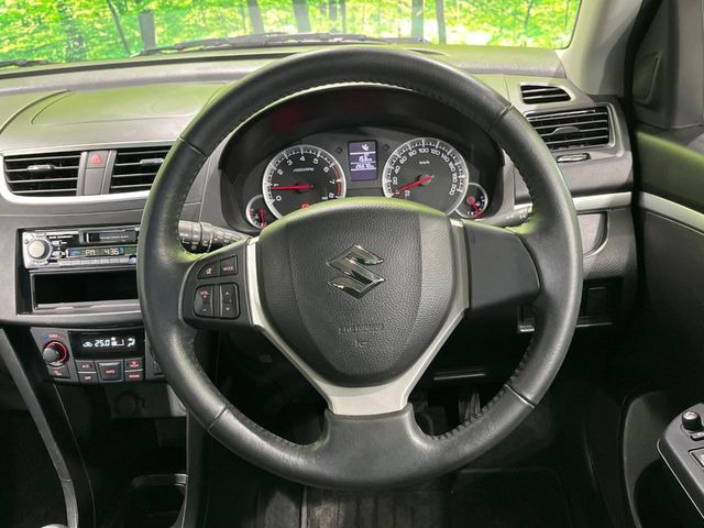 �y�����v�����X�e�A�����O�z�㎿�Ȋv���g�p���邱�ƂŁA��ɂ����������݂ƂĂ��^�]���₷���n���h���ł���