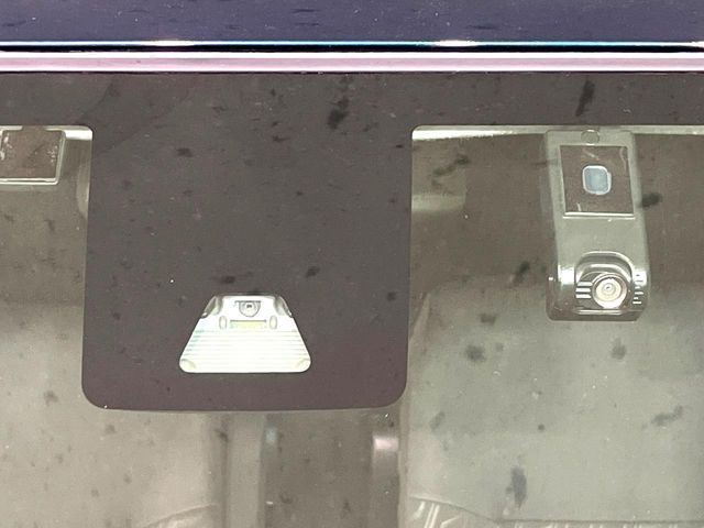 �y�X�}�[�g�A�V�X�g�z���s���ɑO���̎ԗ�����F�����A�Փ˂������Ȏ��͌x��ƃu���[�L�ŏՓˉ���Ɣ�Q�y�����A�V�X�g�B�����S�Ƀh���C�u�����y���݂��������܂��B