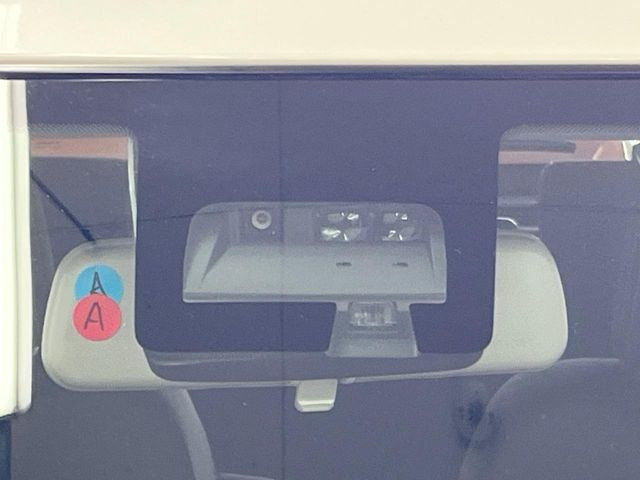 �y�X�Y�L �Z�[�t�e�B�T�|�[�g�z���s���ɑO���̎ԗ�����F�����A�Փ˂������Ȏ��͌x��ƃu���[�L�ŏՓˉ���Ɣ�Q�y�����A�V�X�g�B�����S�Ƀh���C�u�����y���݂��������܂��B