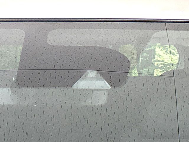 �y�C���e���W�F���g�G�}�[�W�F���V�[�u���[�L�z�t�����g�J�����őO���̎ԗ�����s�҂����m�B�Փ˂������Ȏ��͏Փ˔�Q�y���u���[�L���쓮�A�Փˉ�����T�|�[�g�B�����S�Ƀh���C�u�����y���݂��������܂��B