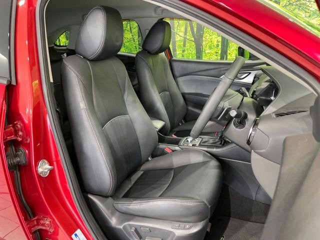 �y�n�[�t���U�[�V�[�g�z�������ƍ���S�n�𗼗������l�C�̃V�[�g���w�ʁE���ʂ̃t�@�u���b�N�f�ނ́A�ʋC���̗ǂ��⊊��ɂ����ɗD��Ă��܂��B�C���╞���ɍ��E���ꂸ���K�ɂ���肢�������܂��B