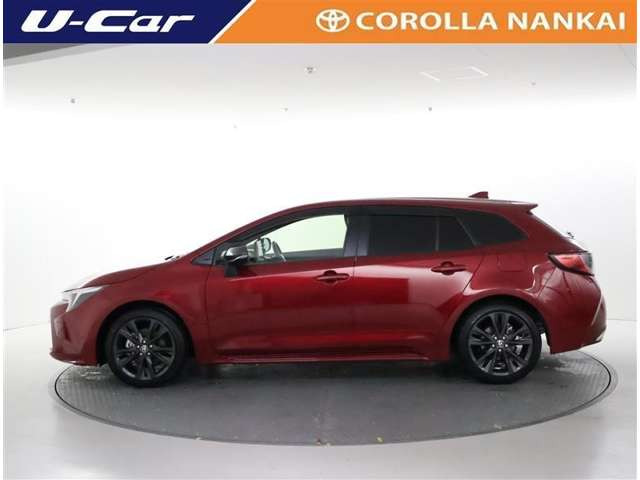 カローラツーリング1.8 ハイブリッド W×B