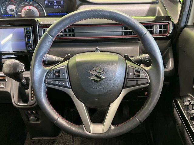 �y�����v�����X�e�A�����O�z�㎿�Ȋv���g�p���邱�ƂŁA��ɂ����������݂ƂĂ��^�]���₷���n���h���ł���