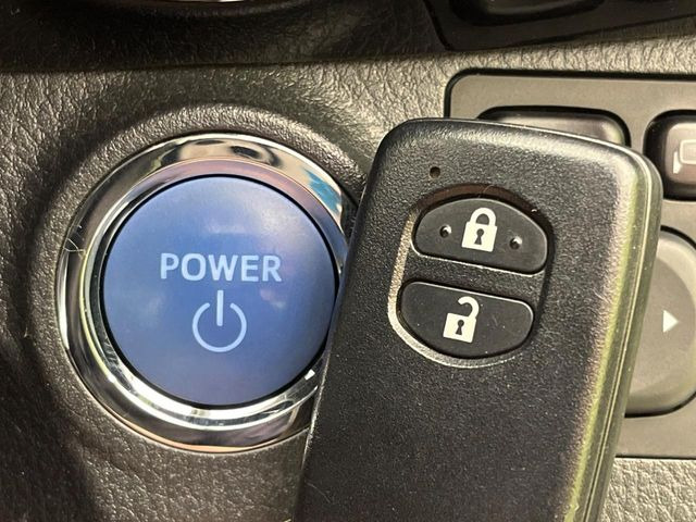 �y�X�}�[�g�L�[�z�J�o����|�P�b�g�ɓ��ꂽ�܂܂ł��h�A�̎{���E�������\�ȃX�}�[�g�L�[�𑕔��B�G���W���̃I���E�I�t�����J�M�����o���K�v����������Ƃ��Ă��֗��ł���