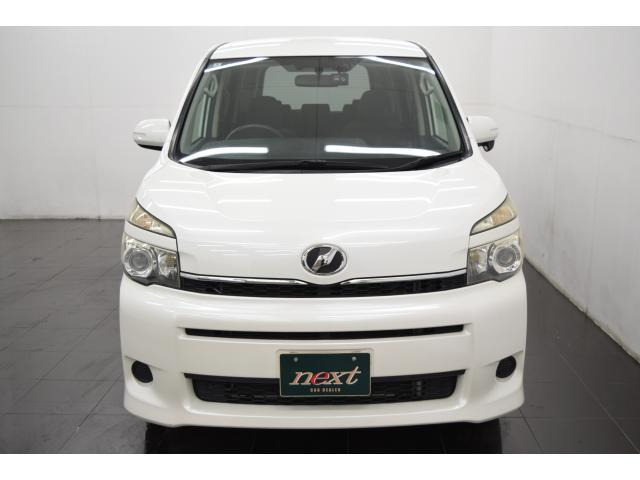 ヴォクシー2.0 X Lエディション