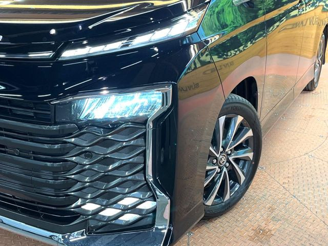 �yLED�w�b�h���C�g�z���V����ԑ��s�����ǍD�Ȏ��E���m�ۂ����S���ĉ^�]�ł��鍂�P�xLED�w�b�h���C�g�𑕔�!�_�����x�������A����d�͂��}�����Ă��܂��B