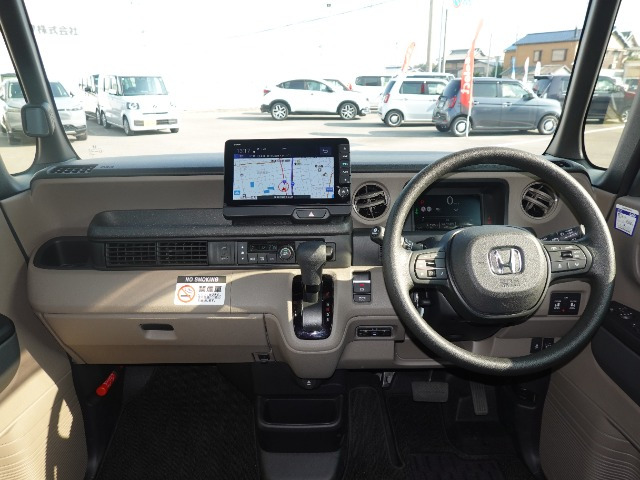 N-BOXジョイ 2トーン