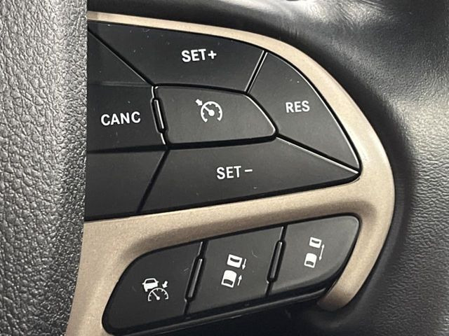 �����[�_�[�N���[�Y�R���g���[��:�O�̎ԂƂ̎Ԋԋ��������ɂƂ�A��葬�x�Ŏ������s���Ă���鎟����̃N���[�Y�R���g���[��!��ɍ������H�⎩���Ԑ�p���H�Ŏg�p����֗��ȋ@�\�ł�!