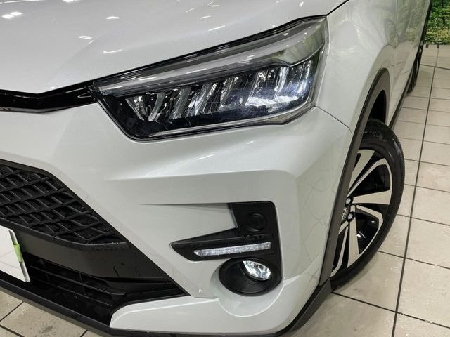 �yLED�w�b�h���C�g�z���V����ԑ��s�����ǍD�Ȏ��E���m�ۂ����S���ĉ^�]�ł��鍂�P�xLED�w�b�h���C�g�𑕔�!�_�����x�������A����d�͂��}�����Ă��܂��B