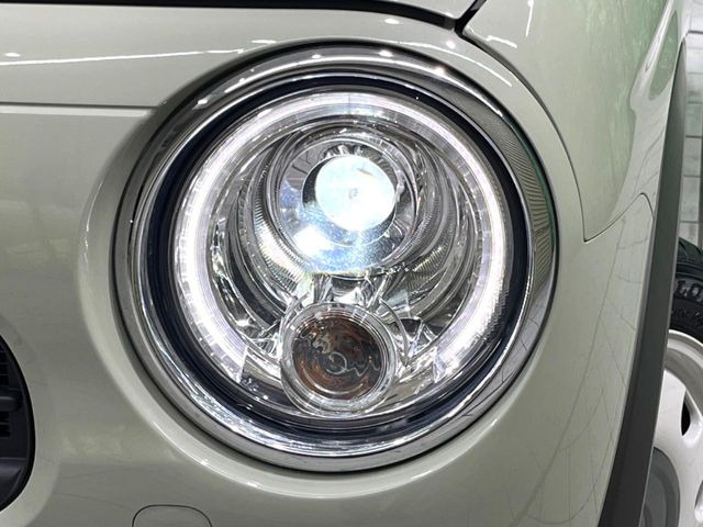 �yLED�w�b�h���C�g�z���V����ԑ��s�����ǍD�Ȏ��E���m�ۂ����S���ĉ^�]�ł��鍂�P�xLED�w�b�h���C�g�𑕔�!�_�����x�������A����d�͂��}�����Ă��܂��B