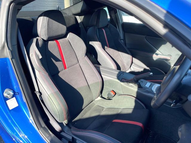 �y��p�X�|�[�c�V�[�g�z�z�[���h���ɗD��A�J�[�u���̑̂������}�����Ă���܂��B�܂��A�̂Ƀt�B�b�g���邩�獘��w�������ɂ����A�����O�h���C�u�⍂�����s�ł����K�ɂ��߂������������܂���