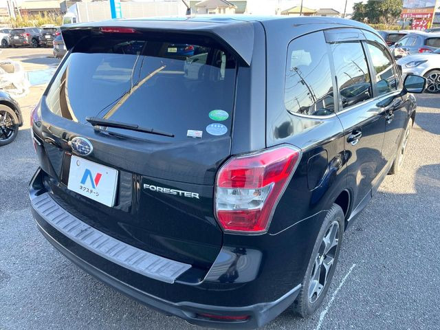 ☆全国のネクステージからお取り寄せが可能※!遠方の店舗に展示してあるクルマが気になる場合も、最寄りの店舗でご覧いただくことが可能です!是非私たちに要望をお聞かせください!※別途費用