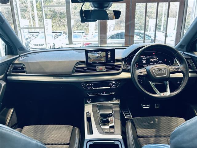 Q52.0 TFSI クワトロ スポーツ 4WD