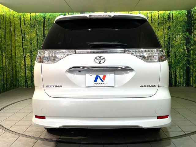 安心の最長10年・走行無制限保証(有償)をご用意。保証内容も充実はもちろん、無料点検&オイル交換や、年中無休の全国・24時間ロードサービスも付帯されておりますのでご安心下さい。