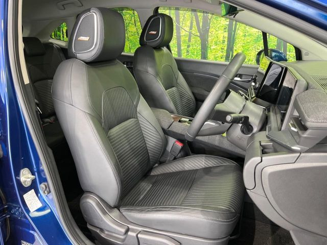 �y����n�[�t���U�[�V�[�g�z�������ƍ���S�n�𗼗������l�C�̃V�[�g���w�ʁE���ʂ̃t�@�u���b�N�f�ނ́A�ʋC���̗ǂ��⊊��ɂ����ɗD��Ă��܂��B�C���╞���ɍ��E���ꂸ���K�ɂ���肢�������܂��B