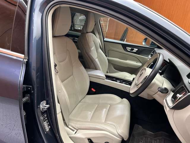 V60T5 インスクリプション