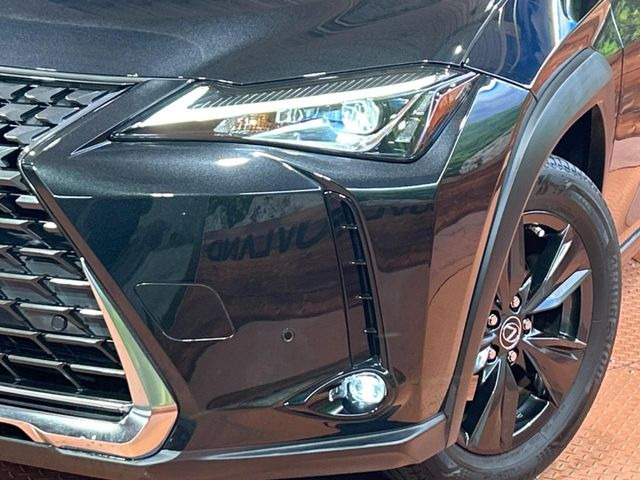 �yLED�w�b�h���C�g�z���V����ԑ��s�����ǍD�Ȏ��E���m�ۂ����S���ĉ^�]�ł��鍂�P�xLED�w�b�h���C�g�𑕔�!�_�����x�������A����d�͂��}�����Ă��܂��B