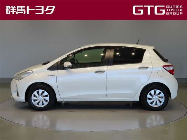 ヴィッツ1.5 ハイブリッド F セーフティ エディション