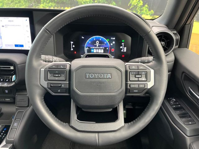 �y�����v�����X�e�A�����O�z�㎿�Ȋv���g�p���邱�ƂŁA��ɂ����������݂ƂĂ��^�]���₷���n���h���ł���