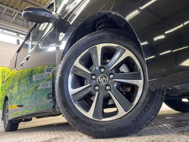 �y����16�C���`�A���~�z�C�[���z�O�ςɃ}�b�`���������A���~�z�C�[���𑕒����Ă���܂��B�e��ЊO�A���~�z�C�[����A�X�^�b�h���X�^�C�����戵�����Ă���܂��B���񂲑��k����������