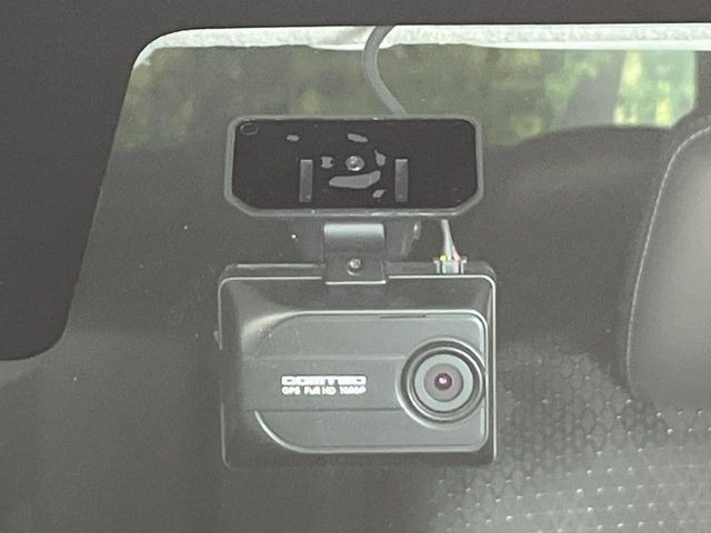 �y�h���C�u���R�[�_�[�z�h���C�u���R�[�_�[����!���s���͂������A������^�]�⎖�̂ɑ��������ہA�f���ŋL�^���A����̃��X�N�ɔ����܂��B���L�^�pSD�J�[�h�͂��q�l�����g�ł��������������K�v������܂��B