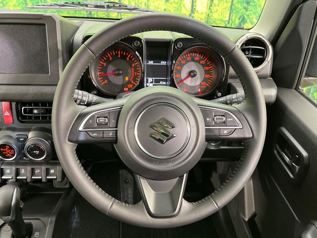 �y�����v�����X�e�A�����O�z�㎿�Ȋv���g�p���邱�ƂŁA��ɂ����������݂ƂĂ��^�]���₷���n���h���ł���