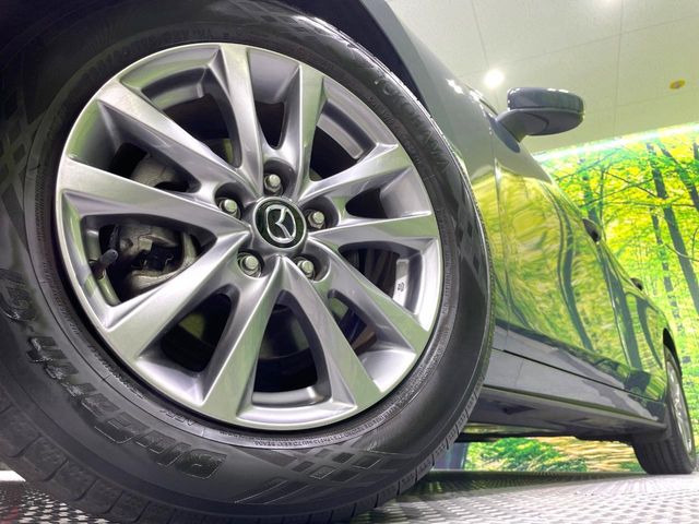 �y����16�C���`�A���~�z�C�[���z�O�ςɃ}�b�`���������A���~�z�C�[���𑕒����Ă���܂��B�e��ЊO�A���~�z�C�[����A�X�^�b�h���X�^�C�����戵�����Ă���܂��B���񂲑��k����������