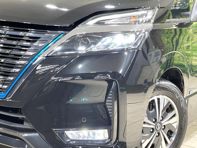 �yLED�w�b�h���C�g�z���V����ԑ��s�����ǍD�Ȏ��E���m�ۂ����S���ĉ^�]�ł��鍂�P�xLED�w�b�h���C�g�𑕔�!�_�����x�������A����d�͂��}�����Ă��܂��B