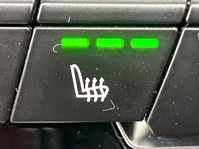 ���t�����g�V�[�g�q�[�e�B���O:�^�]�ȁE����ȋ��ɎO�i�K�Œ��߂��\�ȃV�[�g�q�[�^�[�𑕔����Ă���܂��B�G�߂��킸���K�ɂ��g�p���������܂��B