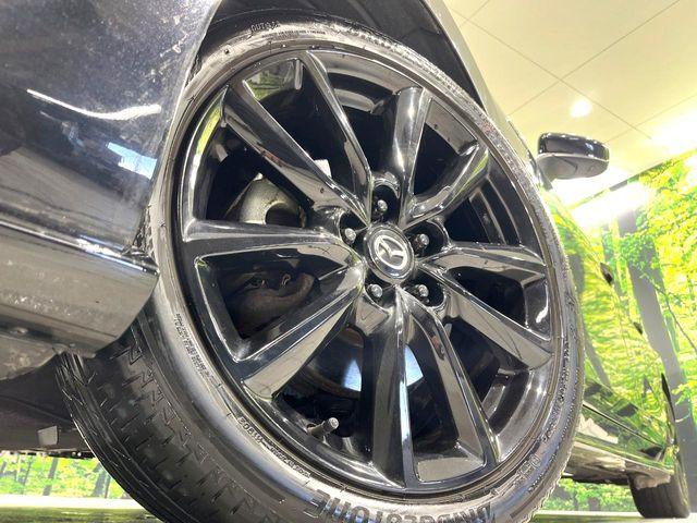 �y����18�C���`�A���~�z�C�[���z�O�ςɃ}�b�`���������A���~�z�C�[���𑕒����Ă���܂��B�e��ЊO�A���~�z�C�[����A�X�^�b�h���X�^�C�����戵�����Ă���܂��B���񂲑��k����������